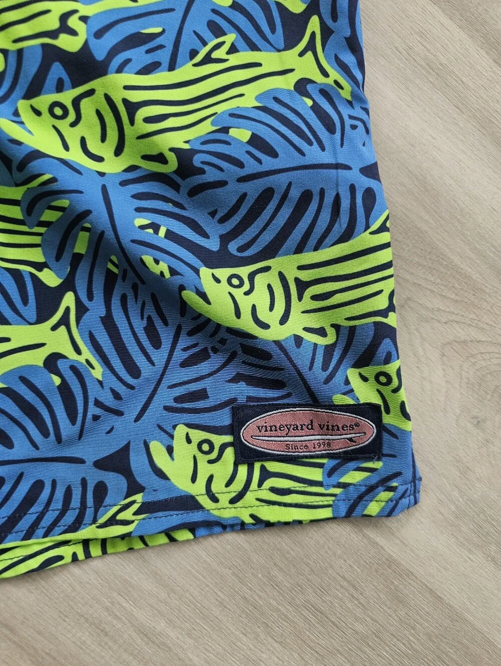 Vineyard Vines Boys Size 12-14 Swim Trunks